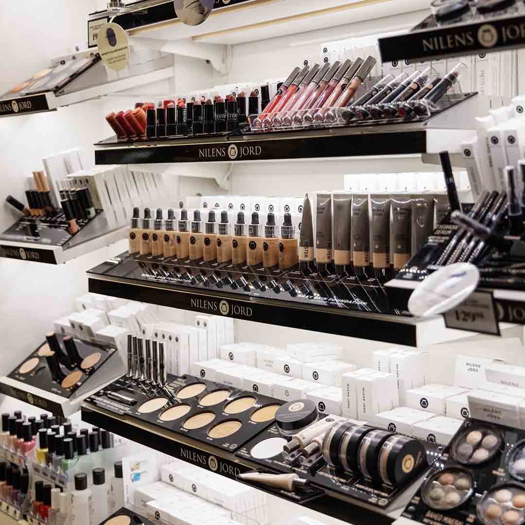 Stort udvalg af makeup fra Matas i Frederiksberg Centret.